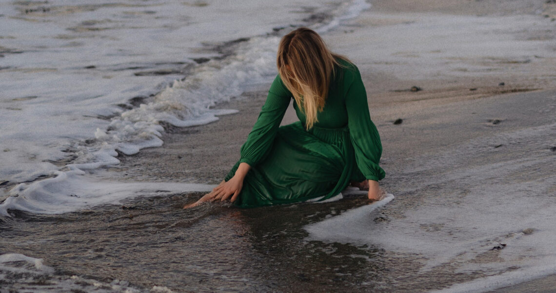 Susanne Darre – Travel Back